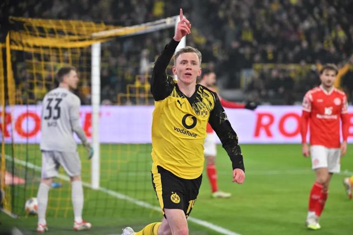  马克西米利安·拜尔全力追逐世界杯席位；多特蒙德生涯仍将继续前行。 体育新闻