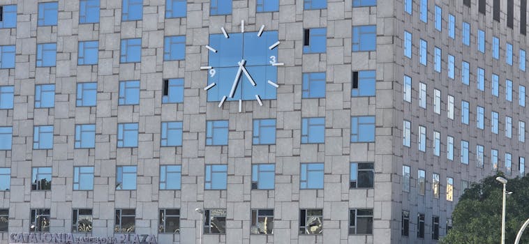  资本市场波动之下；沪市企业积极回购增持；真金白银彰显发展底气。 股票财经