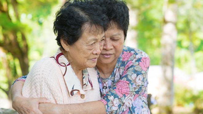  退休后的孤独：那个说"不想找老伴"的人，后来怎么样了 情感心理